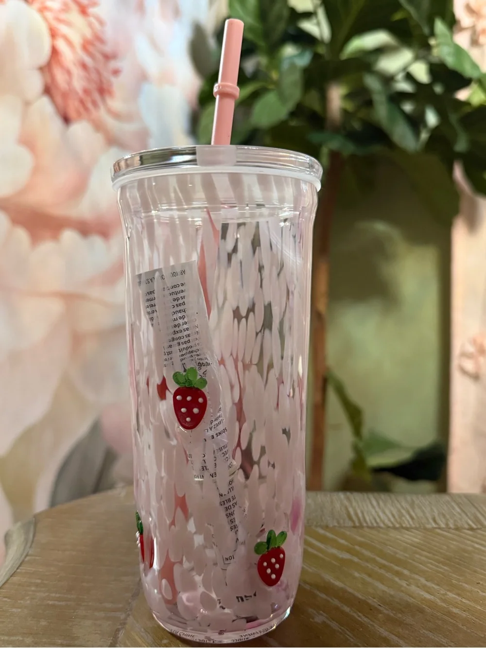 NEW Starbucks Pink Strawberry Glass Cold Cup with straw